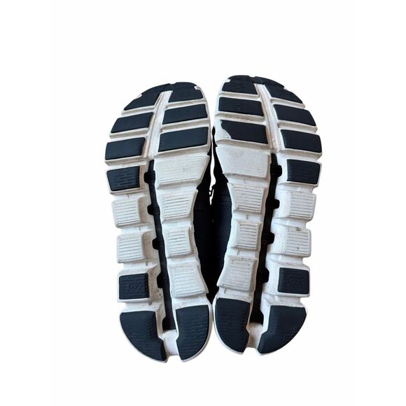 On Cloud Running Sneakers Black White size 8 - Picture 8 of 9